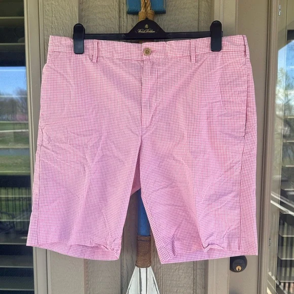 IZOD Men’s All Cotton Pink & White Gingham Flat Front 10” Shorts - Size 38 - Picture 5 of 11